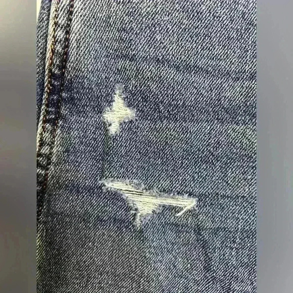 BNWT Hollister Curvy Ultra  High Rise Mom Jeans Size 00R - Picture 9 of 15